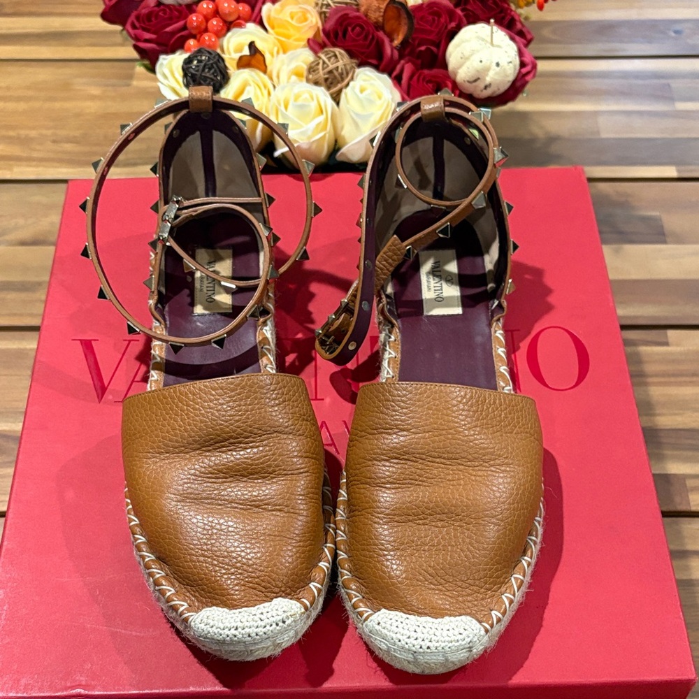 Authentic Valentino Tan Espadrille Flats with Ankle Straps 41